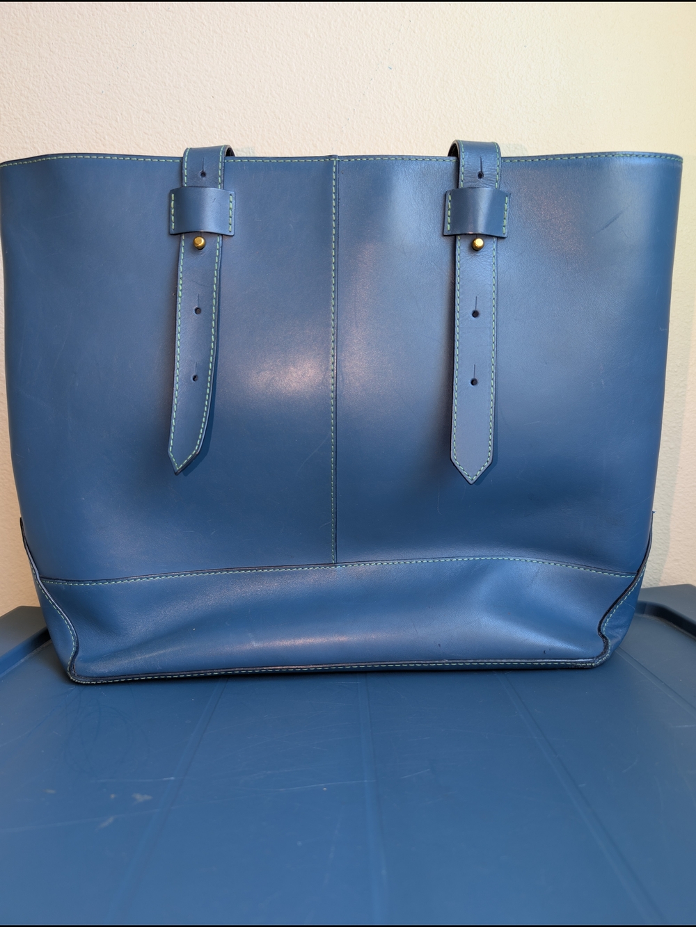 IIIBeCa by Joy Gryson leather tote bag - Picture 4 of 8